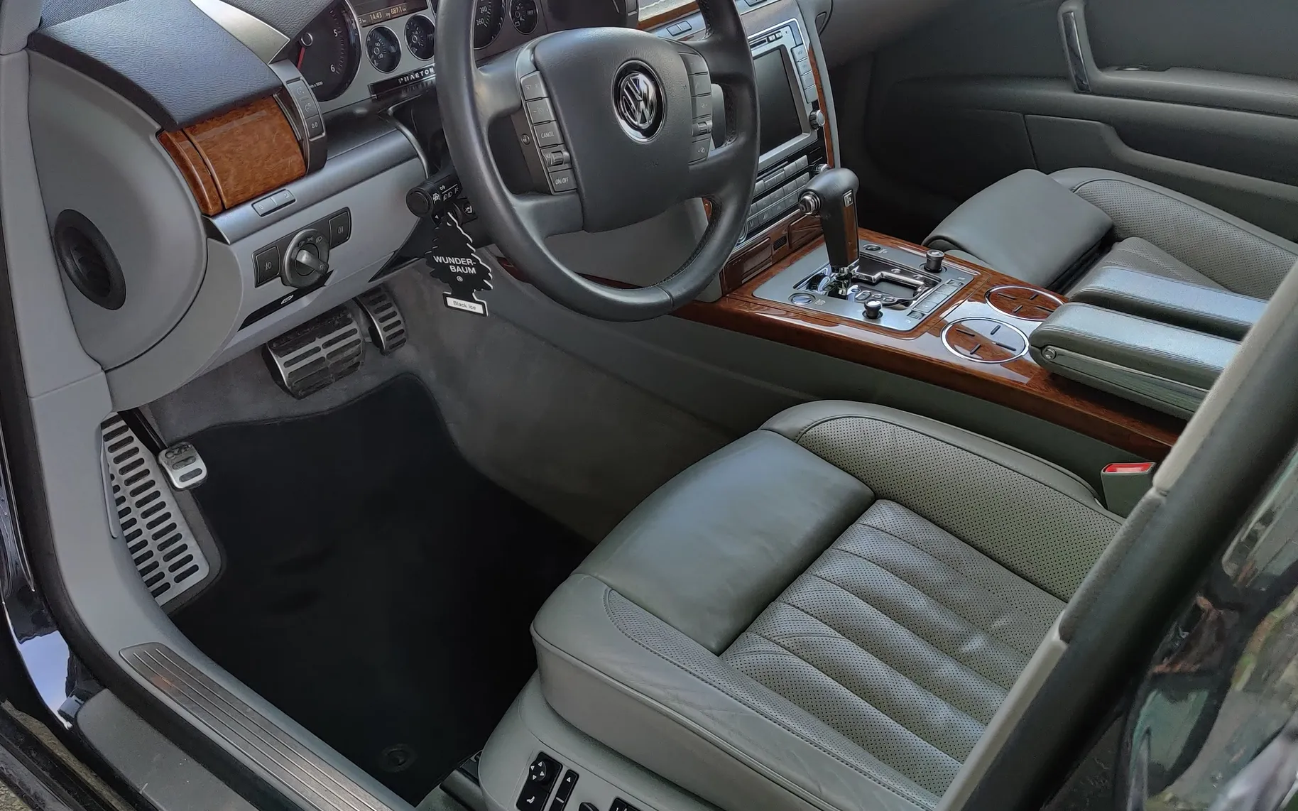 Notranja slika - VW Phaeton - 3.0 TDI - 8