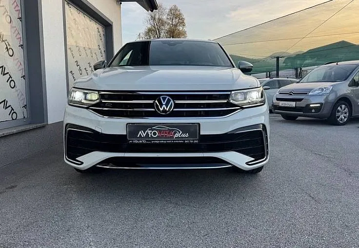 Zunanja slika - Volkswagen Tiguan Allspace - 2.0 TDI SCR 4MOTION BMT avt 147kW R-Line Virtual - 2