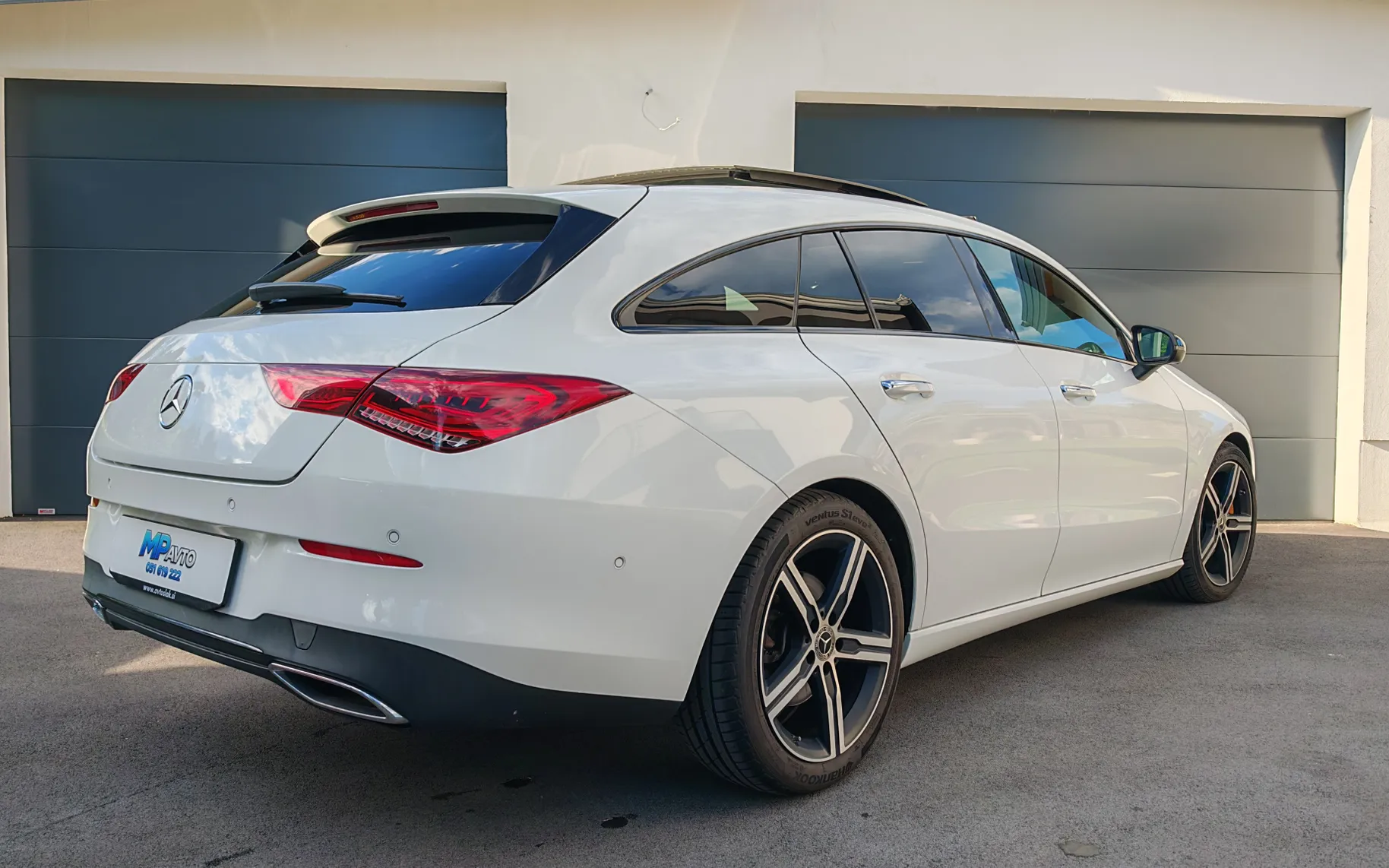 Zunanja slika - Mercedes-Benz CLA-Razred - Shooting Brake 220 d 190hp Pano 360° Full Led - 2
