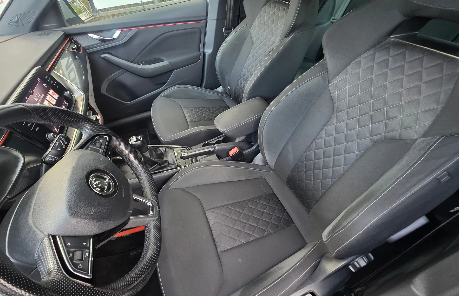 Zunanja slika - Škoda Scala - 1.0 TSI SPORT LED-KAMERA-ALU PLATIŠČA-1.LASTNIK - 12