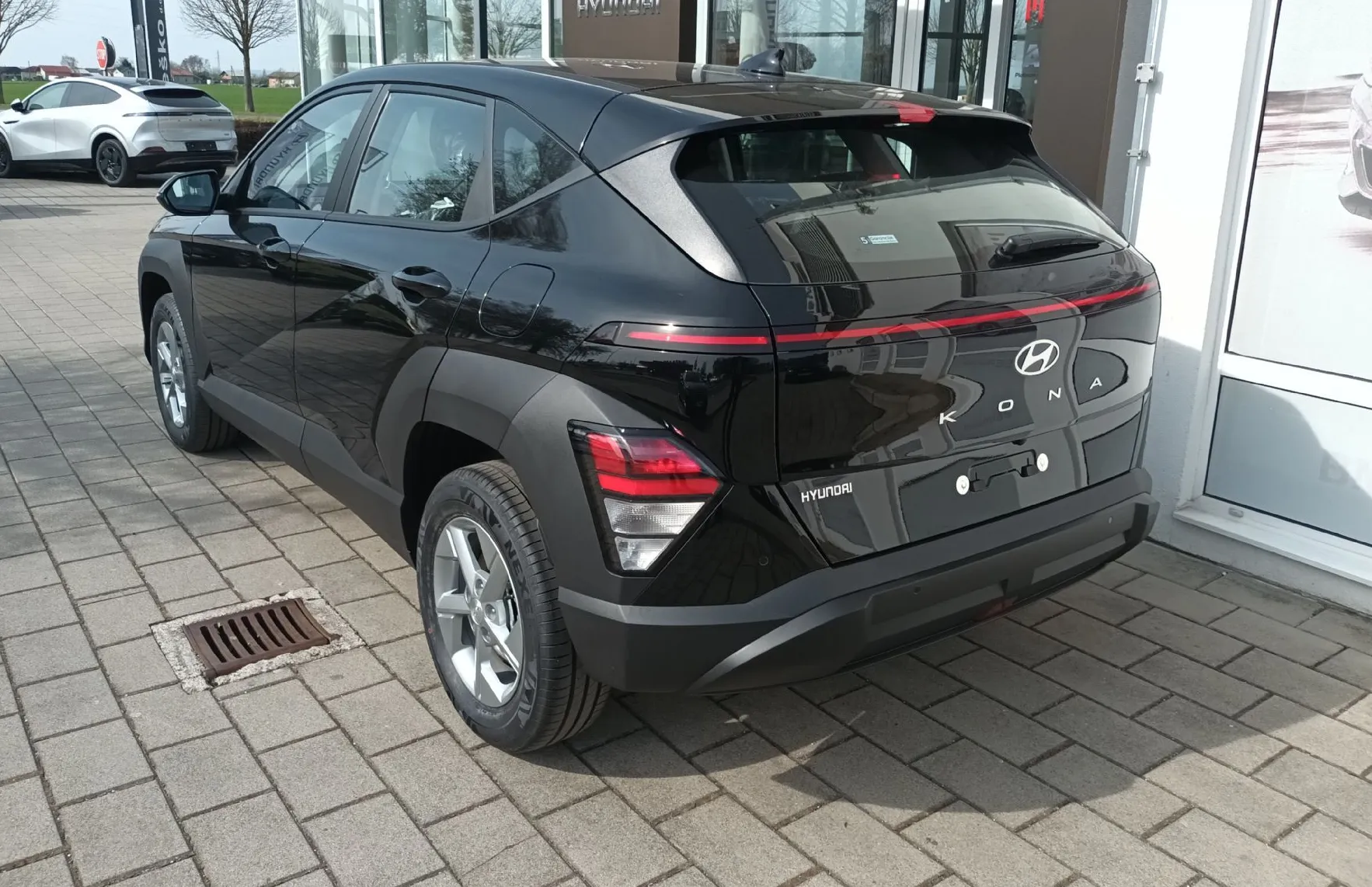 Zunanja slika - Hyundai Kona - 1.0 T-GDI 115 Style ALU16.AAC.WINT.I.TRA.... - 4
