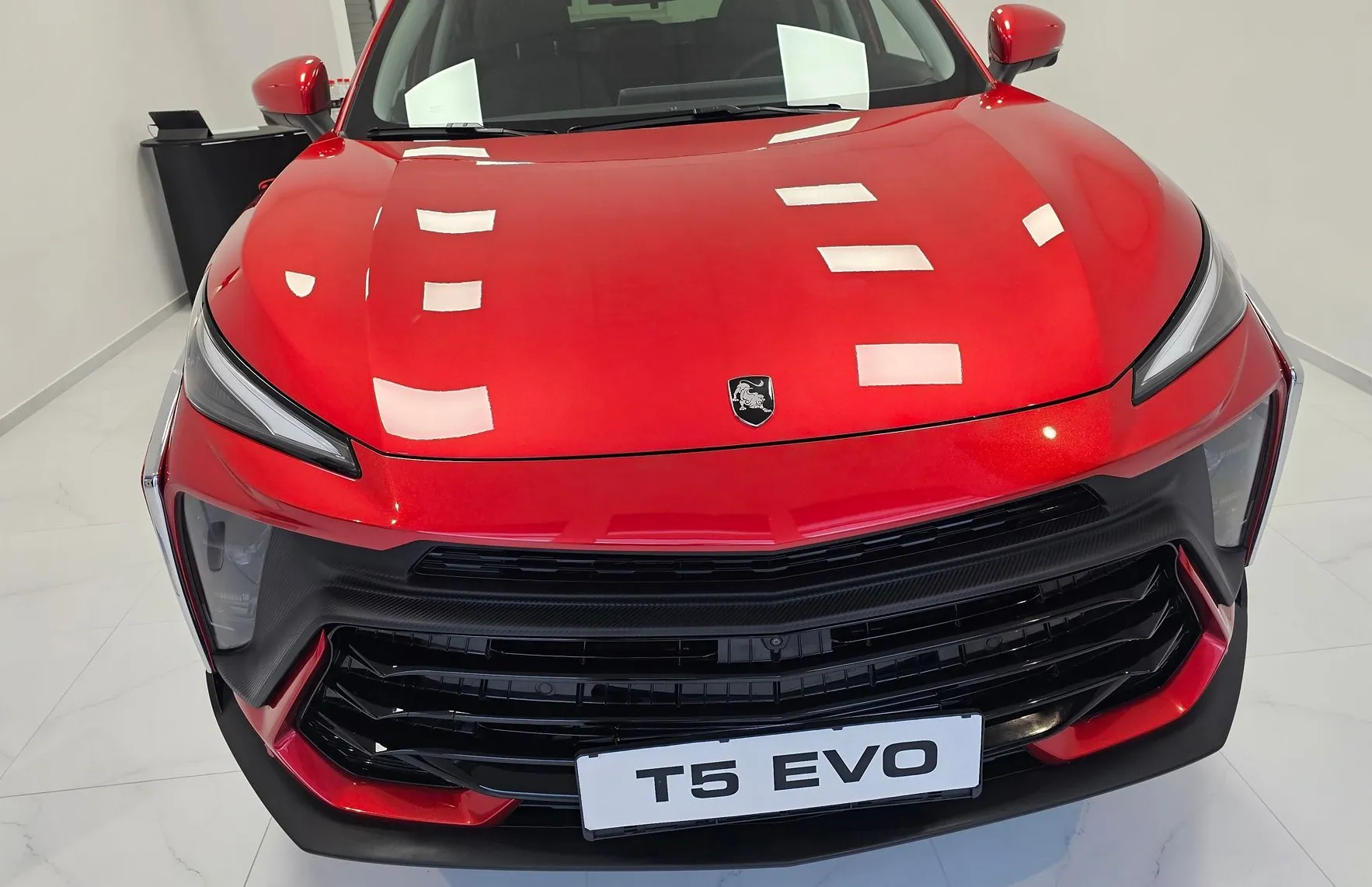 Zunanja slika - Forthing Forthing T5 EVO - T5 Evo my 2025-RABLJENO VOZILO-ODLIČEN-10.000KM - 10