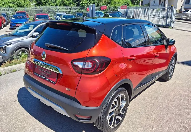 Zunanja slika - Renault Captur - TCe 120 Energy Outdoor 1. LASTNIK SLO. POREKLO - 4