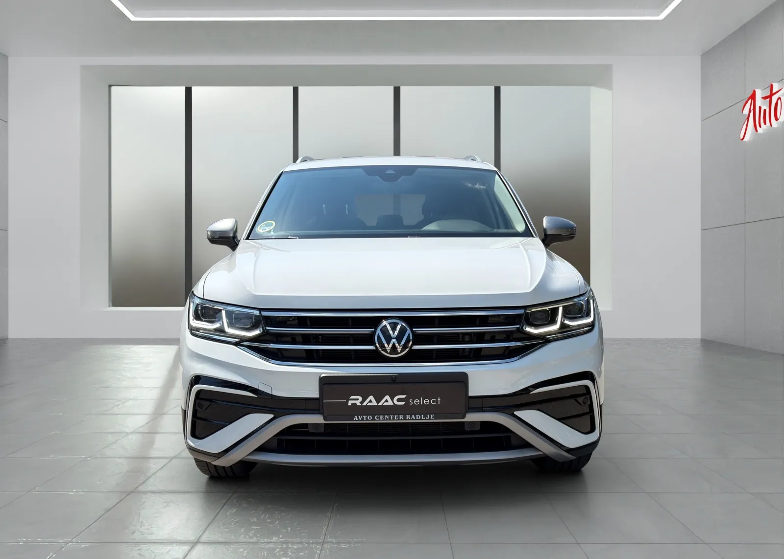 Zunanja slika - Volkswagen Tiguan - 4motion 2,0 TSI DSG - 1