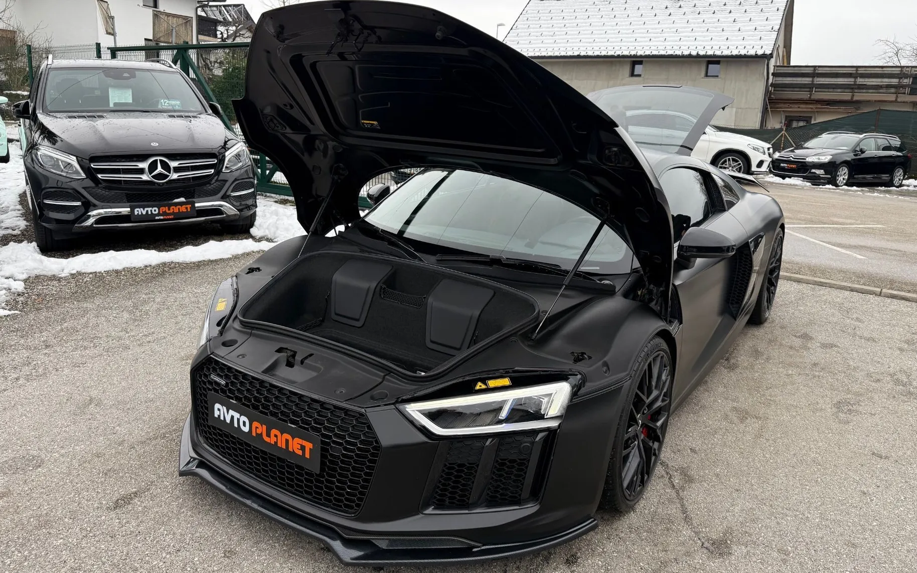Zunanja slika - Audi R8 - V10+ 5.2 FSI Quattro BLACK MATRIX CARBON CERAMICA - 14
