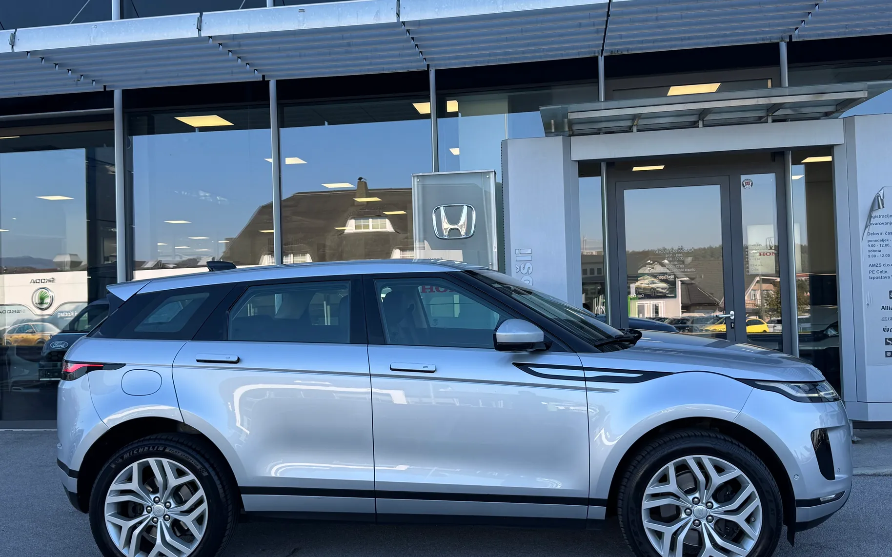 Zunanja slika - Land Rover Land Rover - 2.0TD4 D240-MHEV-R-DYNAMIC-SE-AUT-DIGITAL-PREMIUM - 10