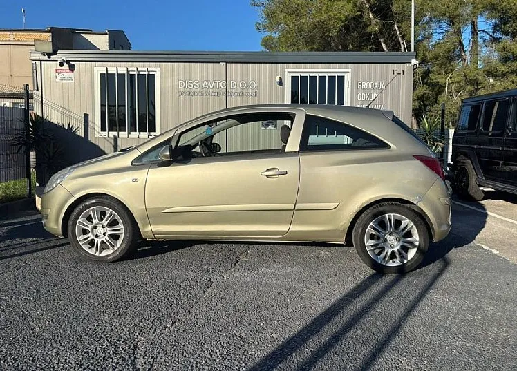 Zunanja slika - Opel Corsa - 1.2 16V OBROK-34EUR X84 KREDIT BREZ POLOGA... - 1