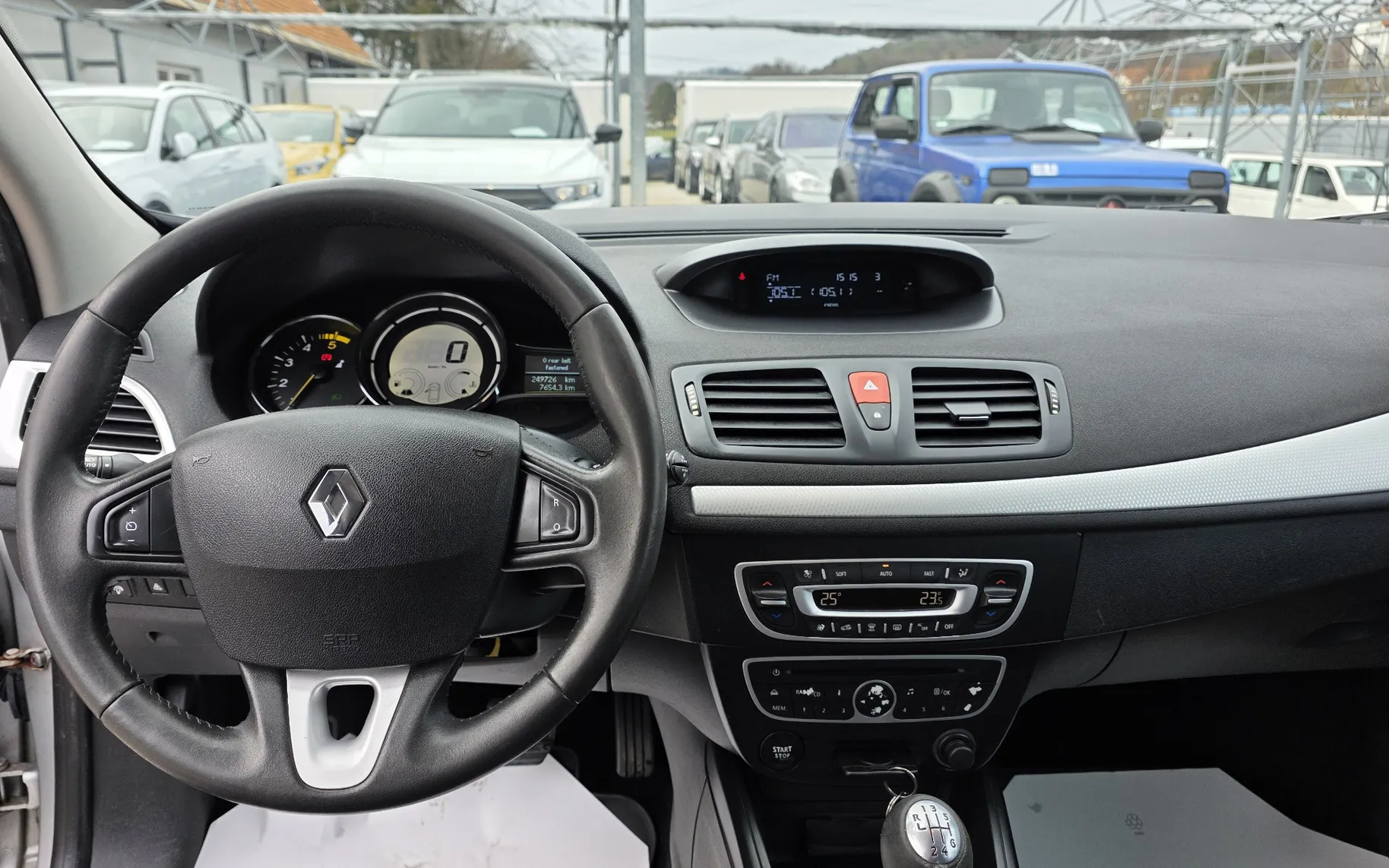 Zunanja slika - Renault Megane - Mégane Mégane Coupé 1,9 dCi Dynamique SLO - 8