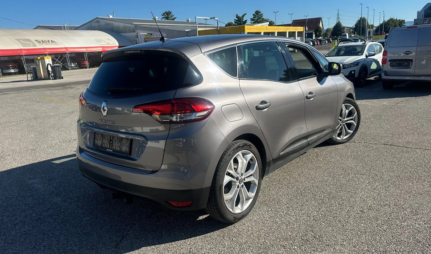 Zunanja slika - Renault Scénic - 1.7 DCI.88 KW NAVI.KLJUKA.VSI SERVISI.. - 9
