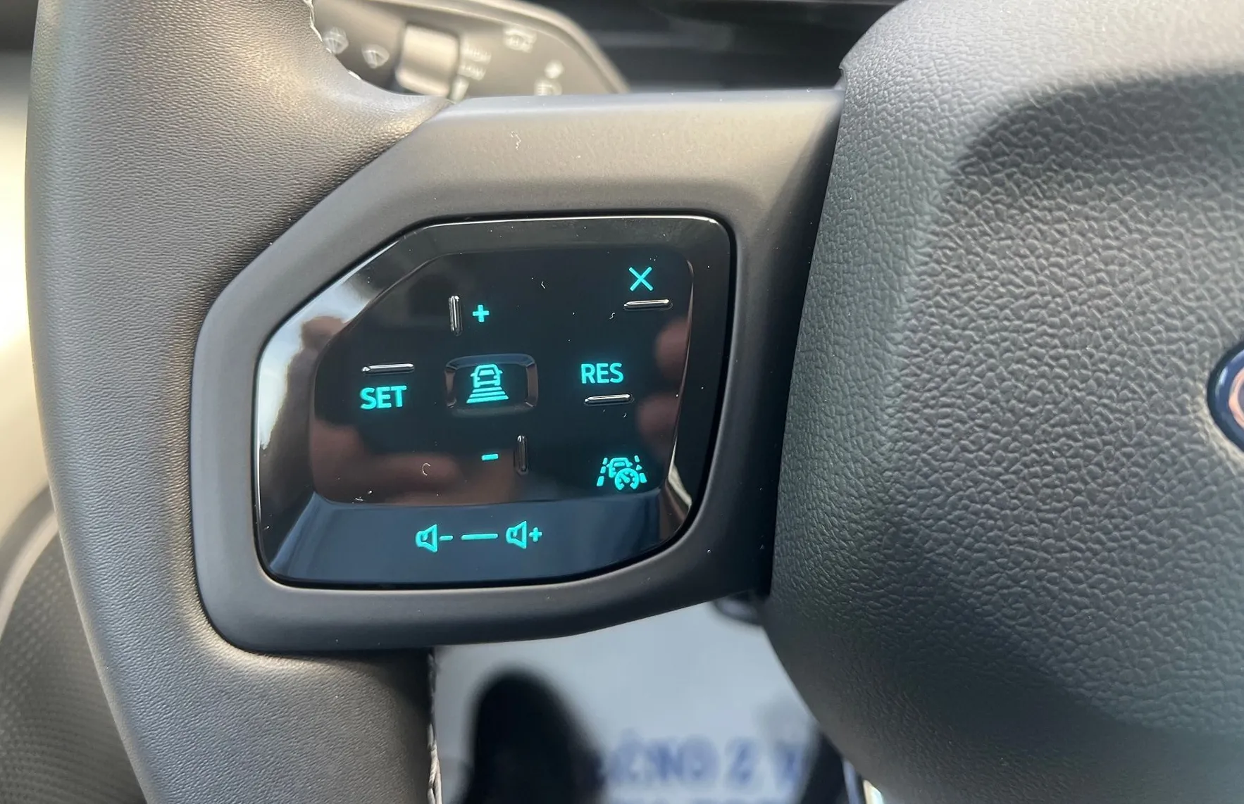 Zunanja slika - Ford Explorer - EV 79kWh 250kW 340KM AWD - 17