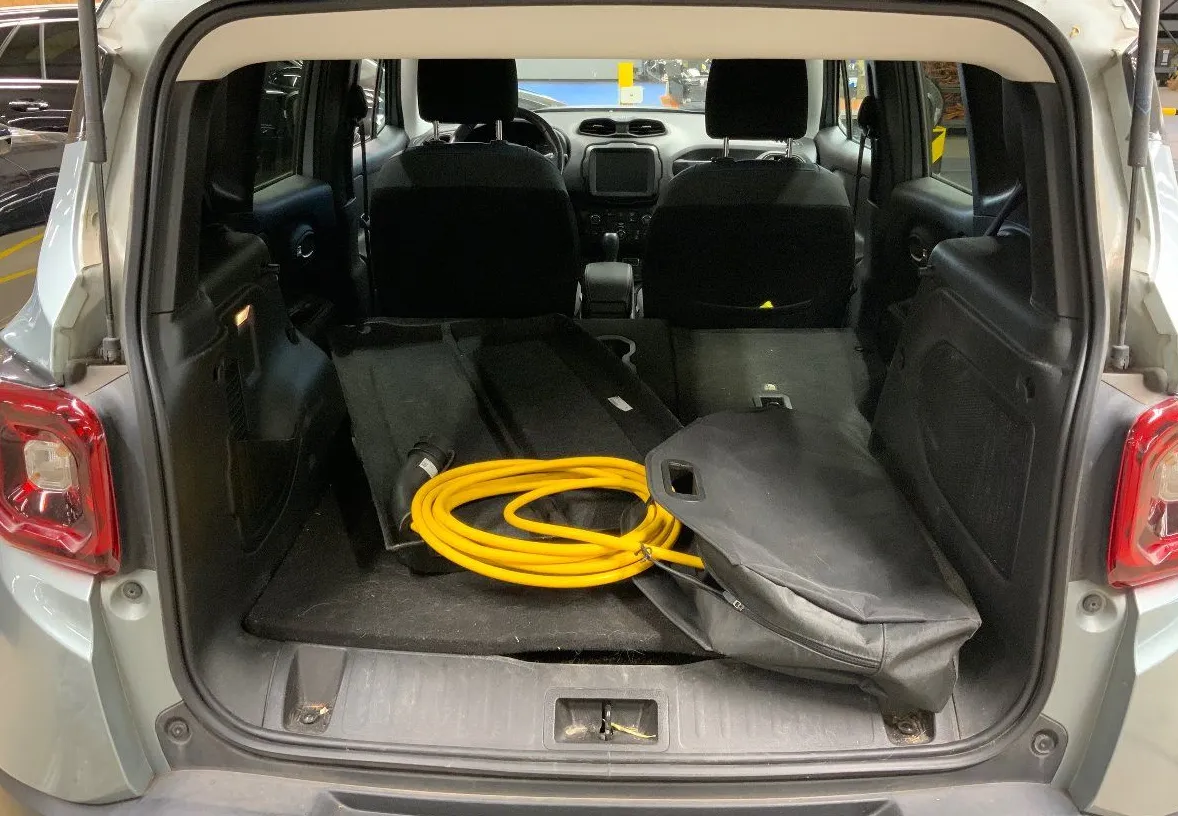 Zunanja slika - Jeep Renegade - 1.3 T-GDI 4xe PLUG-IN.NEMŠKI+4ALU.4X4.NAVI.ACC.TOP - 10