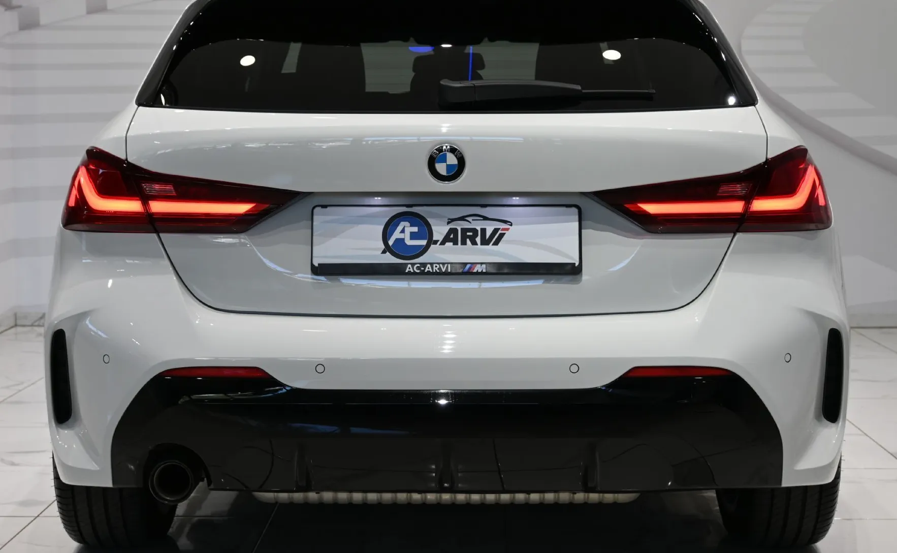 Zunanja slika - BMW Serija 1 - : 118i M Sport-ADAPT.LED-PDC-TEMP - 4