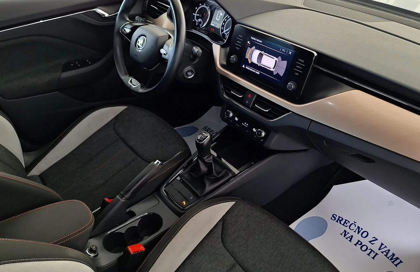 Zunanja slika - Škoda Kamiq - Style 1.5 TSI 110 kW •MATRIX•PARK.SENZORJI•ALU17• - 11