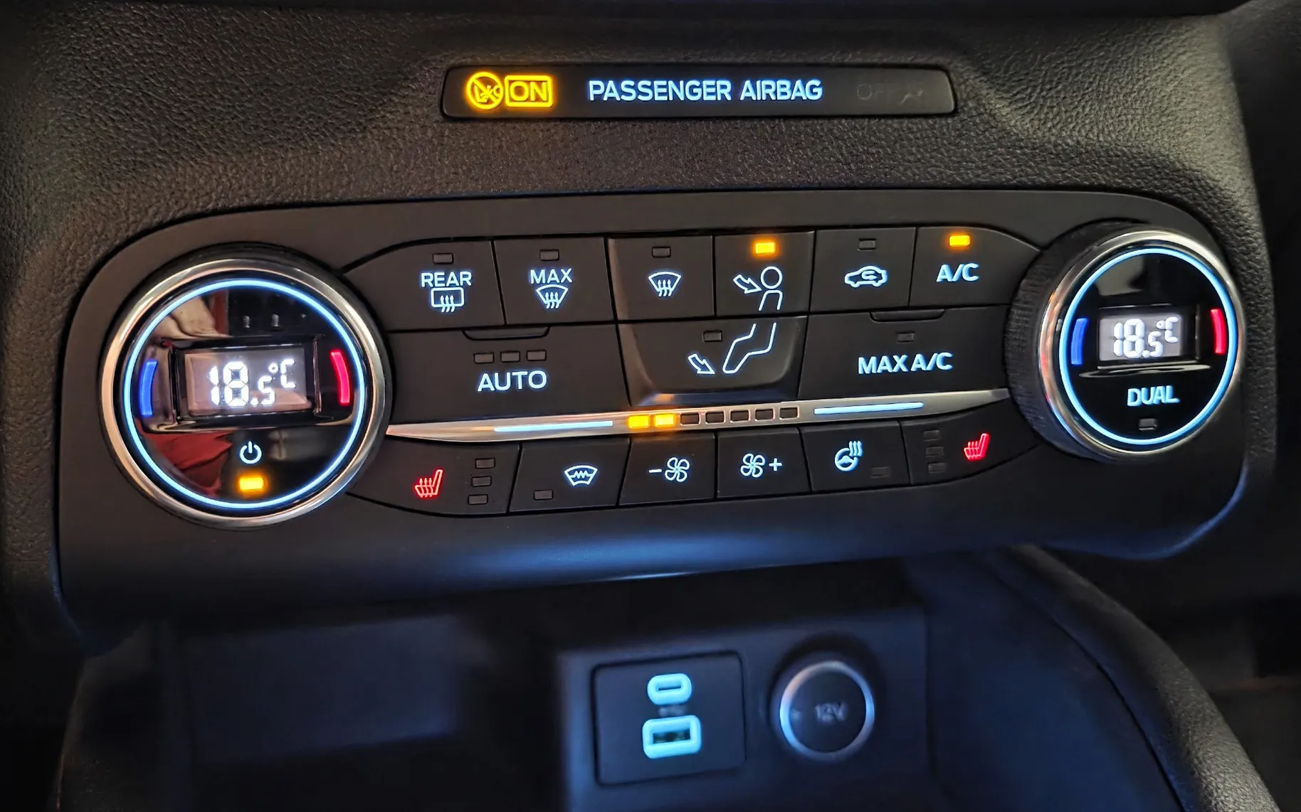 Zunanja slika - Ford Kuga - 2,5 Duratec PHEV ST-Line LED PDC VIRTUAL TEMP - 12