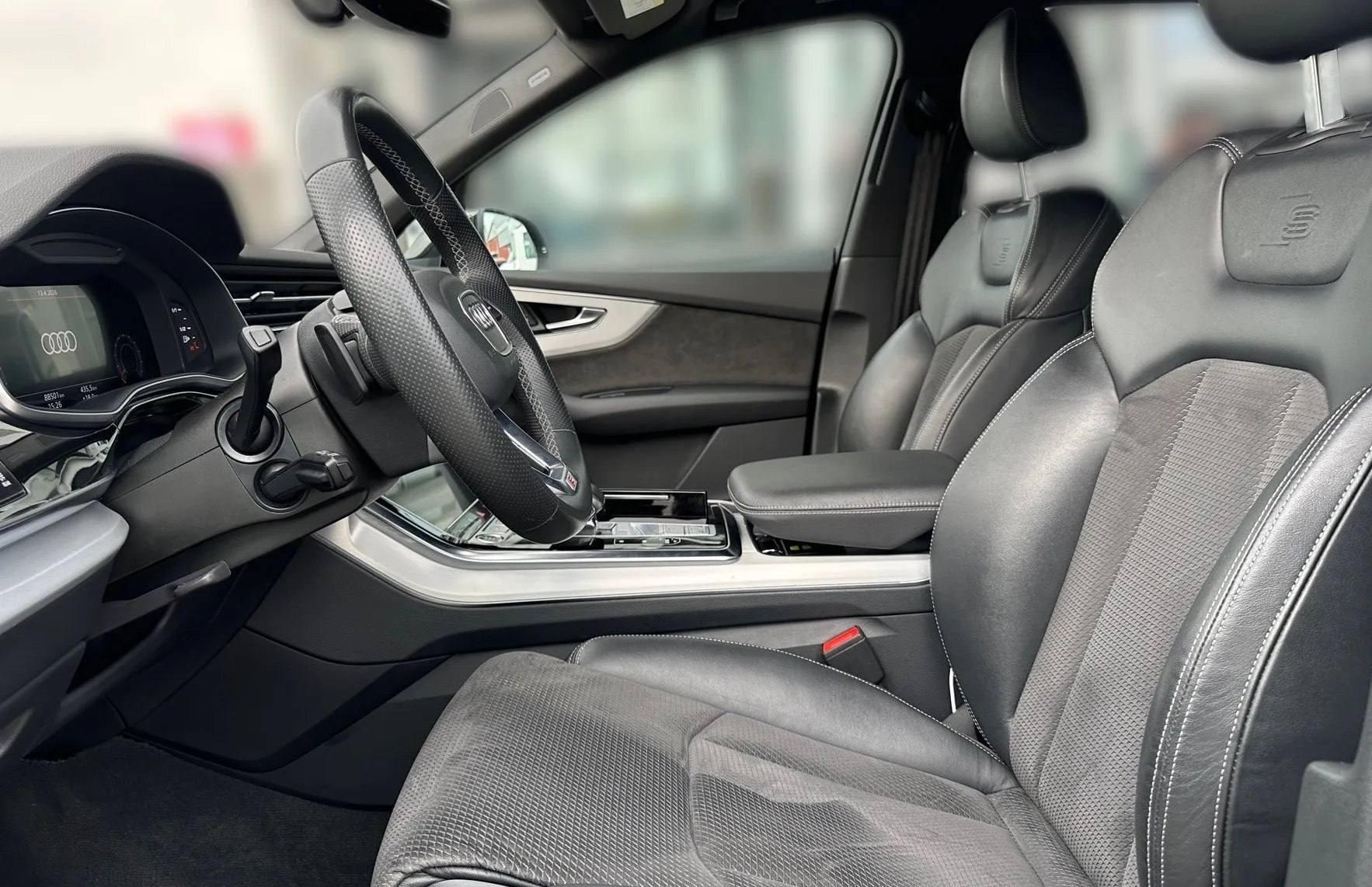 Zunanja slika - Audi Q7 - 55 tfsi S-tronic S-line Slovensko vozilo-1.Lastnik - 7