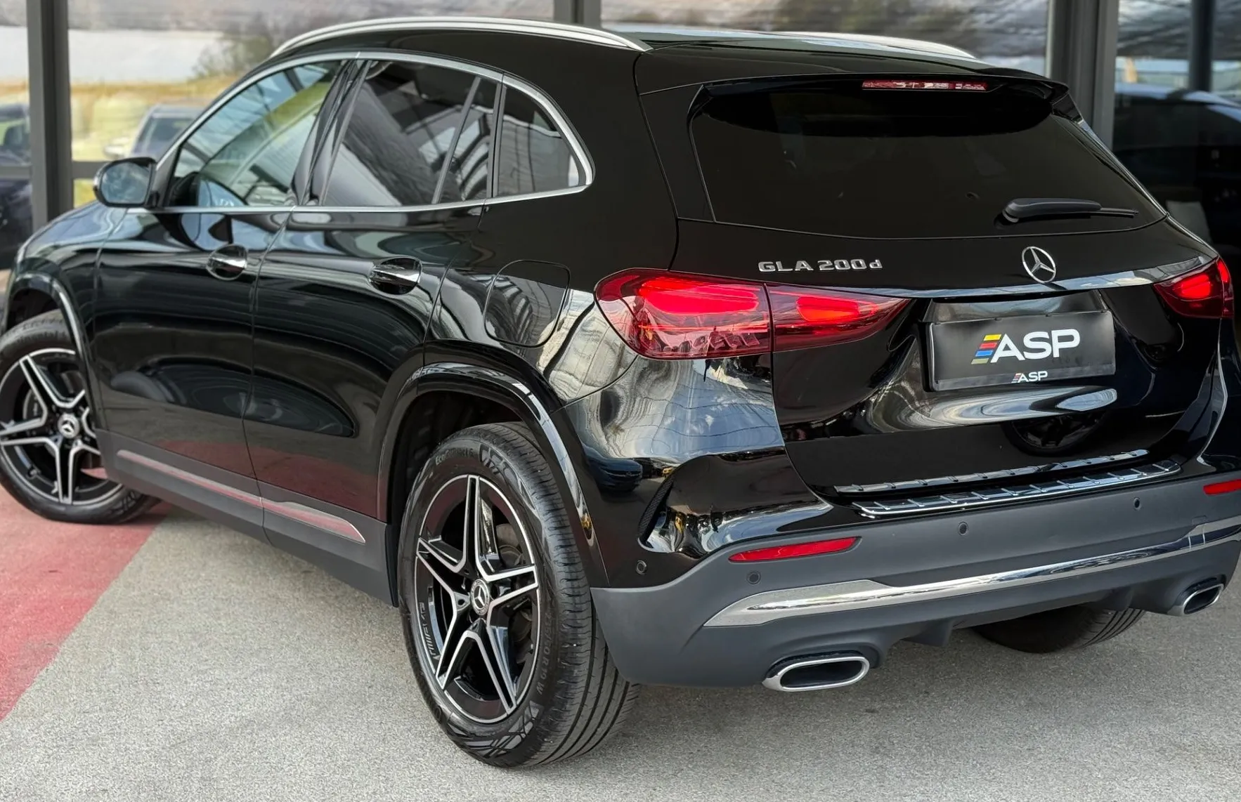 Zunanja slika - Mercedes-Benz GLA-Razred - 200d AMG Line - 6