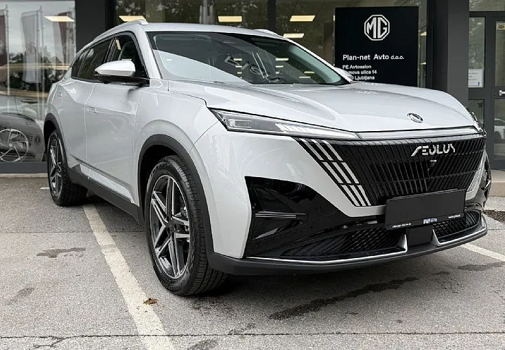 Zunanja slika - Dongfeng Mage - 1.5T E3  zaloga - 2