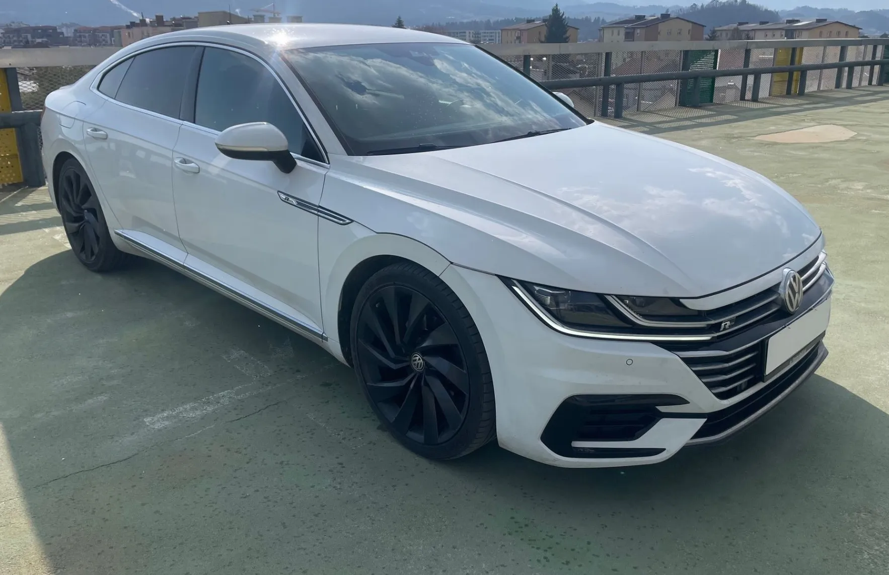Zunanja slika - VW Arteon - 2.0 TDI R-Line DSG LED. NAVI. ACC. KAMERA. PDC - 1