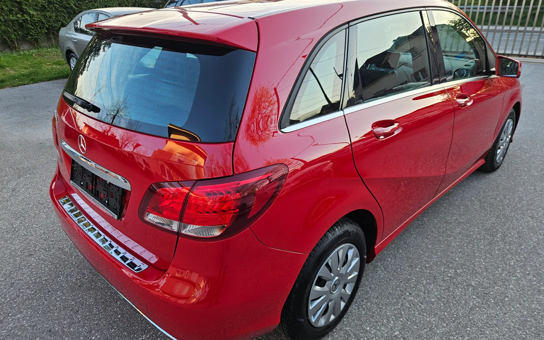 Zunanja slika - Mercedes-Benz B-Razred - B 180 d Urban - 3