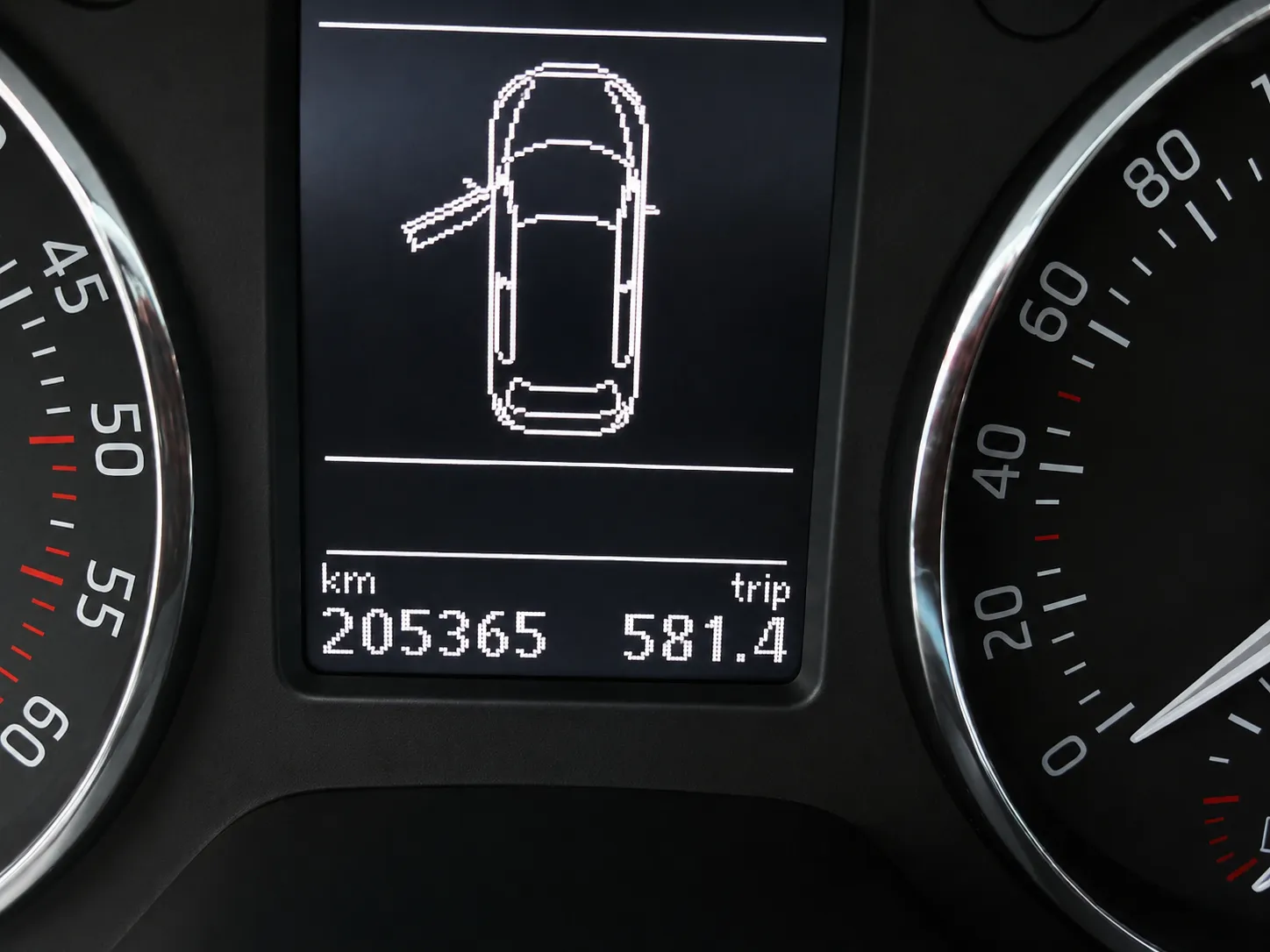 Zunanja slika - Škoda Rapid - 1,6 TDI Active - 9