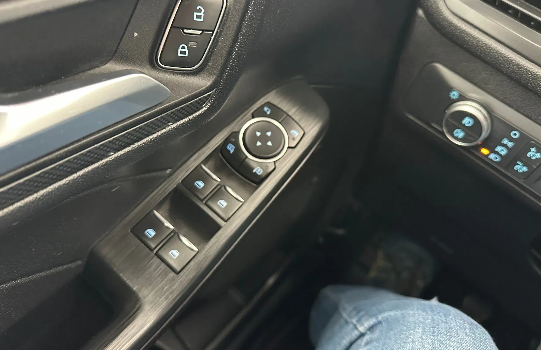 Zunanja slika - Ford Kuga - 1.5 EcoBlue ST-Line.KAMERA.NAVI.Športno podvozje - 13