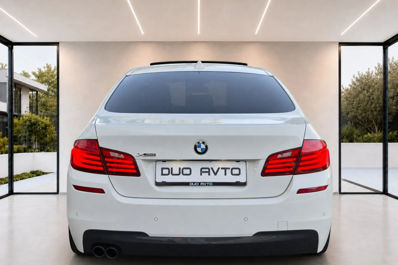 Notranja slika - BMW serija 5: - 520D-M SPORT-HEAD UP-USNJE-ACC-NA OBROKE TUJCI - 11