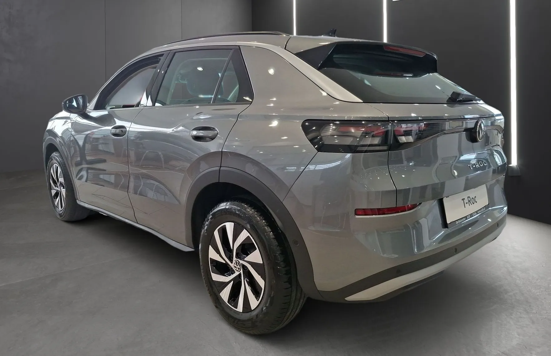 Zunanja slika - VW T-Roc - 1.5 eTSI Life DSG - 3