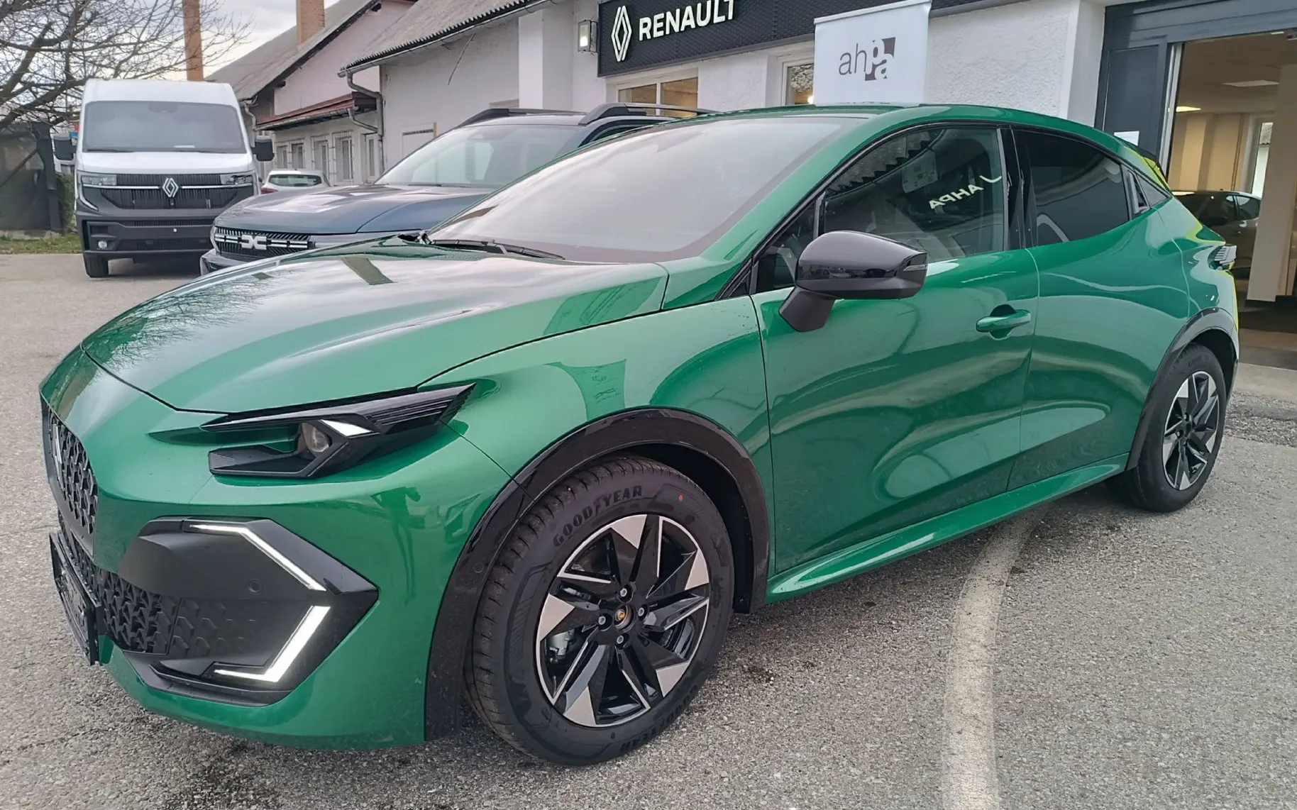 Zunanja slika - Renault Clio - 6 techno TCE 115 - 2