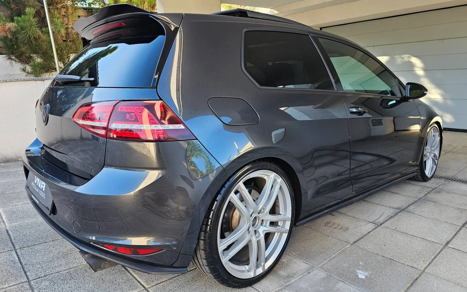 Zunanja slika - Volkswagen Golf - 2.0 GTI |STAGE-3|AKRAPOVIC|R600|ECUTEK|EIBACH|A19| - 6