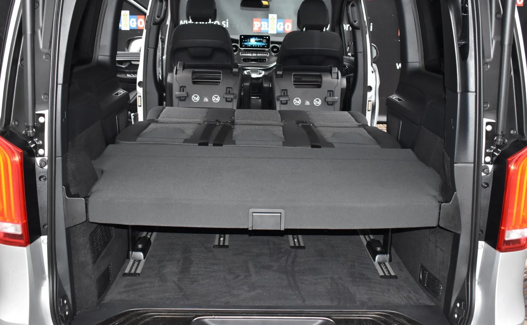 Zunanja slika - Mercedes-Benz V-Razred - V 220 d AMG Line Avt. dolgi - 13