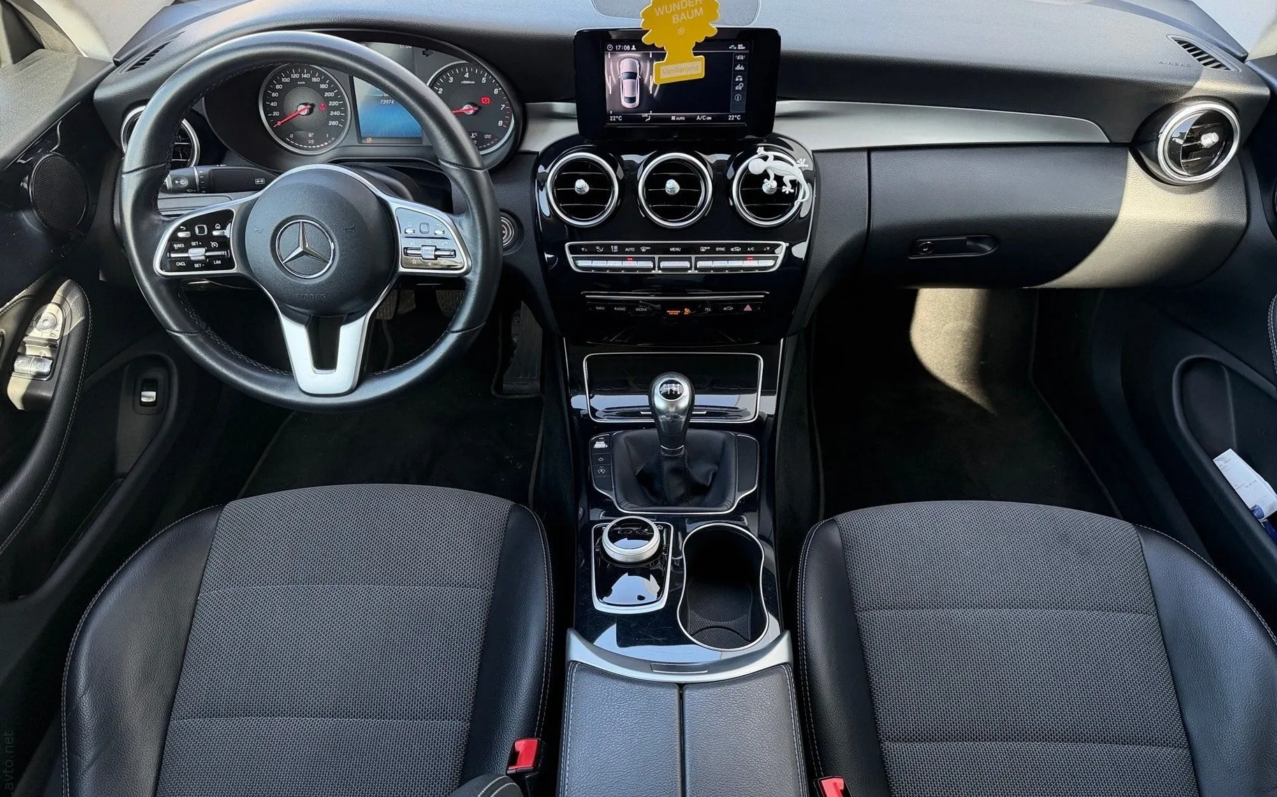 Notranja slika - Mercedes-Benz C-Razred - C Coupe 180-SLO poreklo-LED-Vzvratna kamera - 10