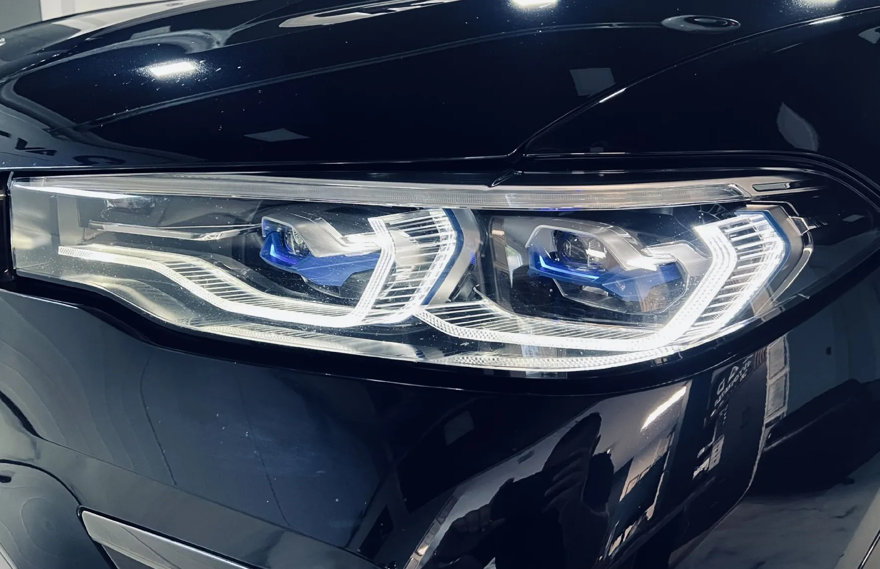 Zunanja slika - BMW X7 - serija : xDrive40i M SOFT-PANO-LASER-KAM360-22COL -4CONTR.. - 19