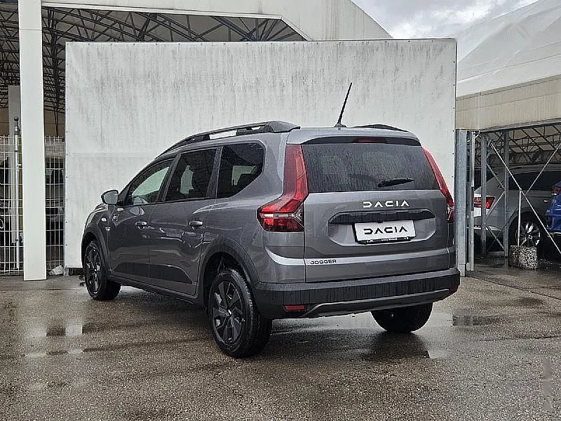 Zunanja slika - Dacia Jogger - Expression 110 + Paket Varnost + My Revision - 6