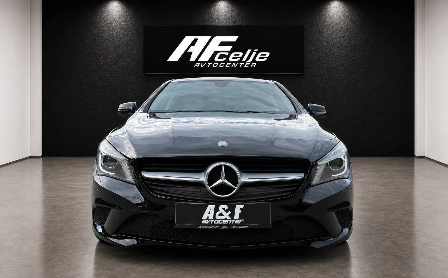 Zunanja slika - Mercedes-Benz CLA-Razred - 220 CDI-AUT-XENON LED-LIZING ZA TUJCE - 2