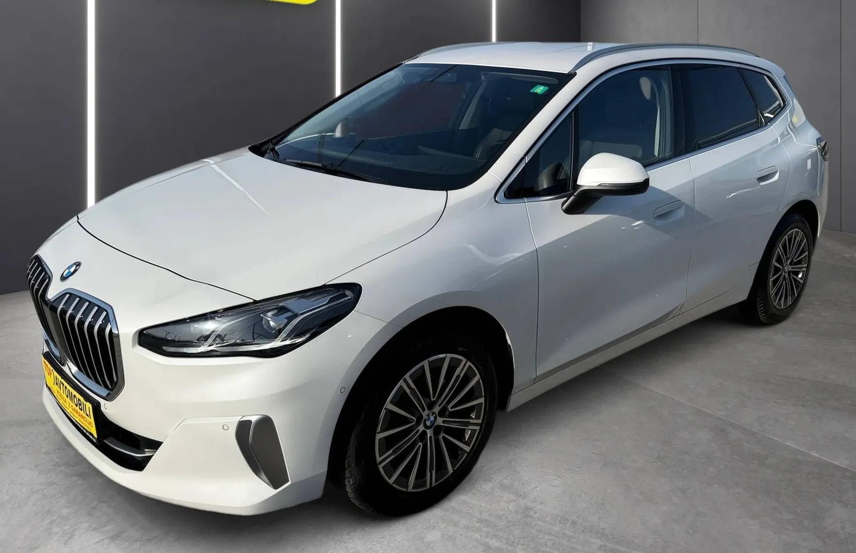 Zunanja slika - BMW Serija 2 - Active Tourer: 218i FULL LED NAVI KAMERA TEMPOMAT USNJE - 3