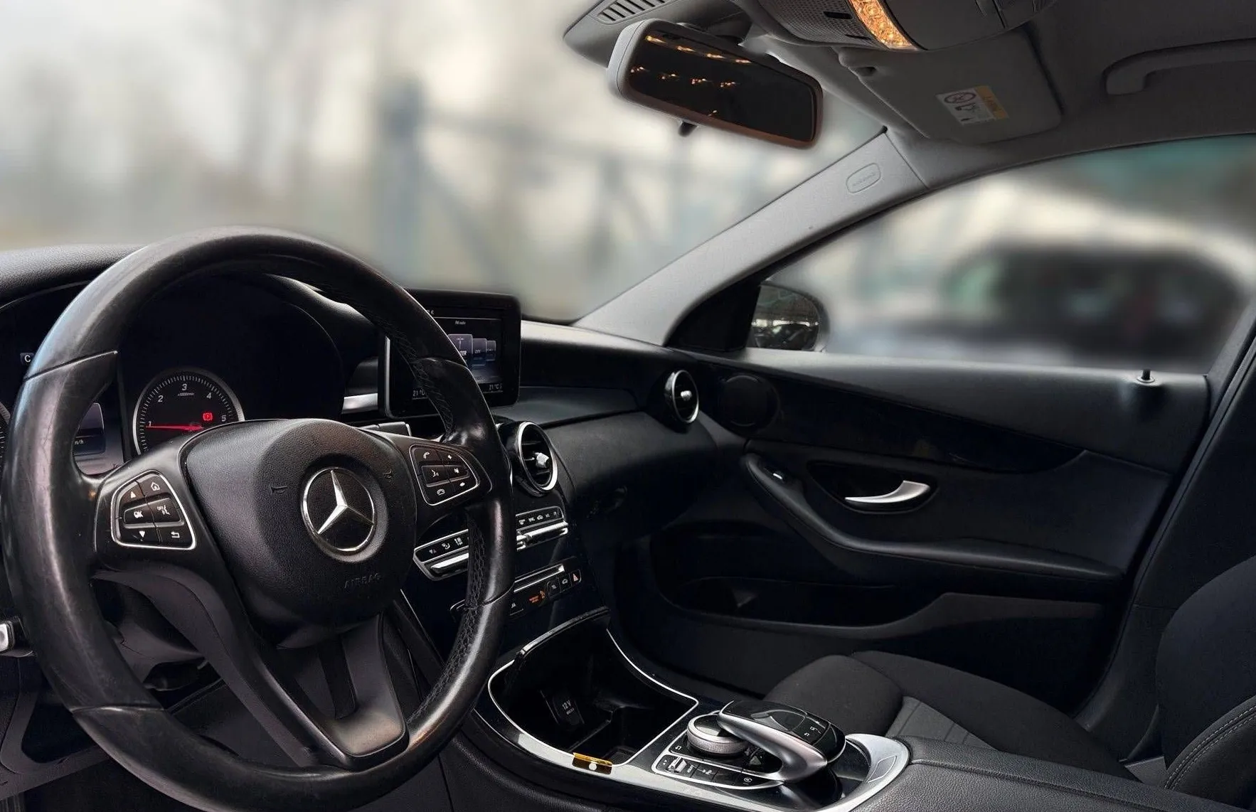 Zunanja slika - Mercedes-Benz C-Razred - C 200 TEMP NAVI MOŽNOST FINANCIRANJA BREZ POLOGA.. - 14