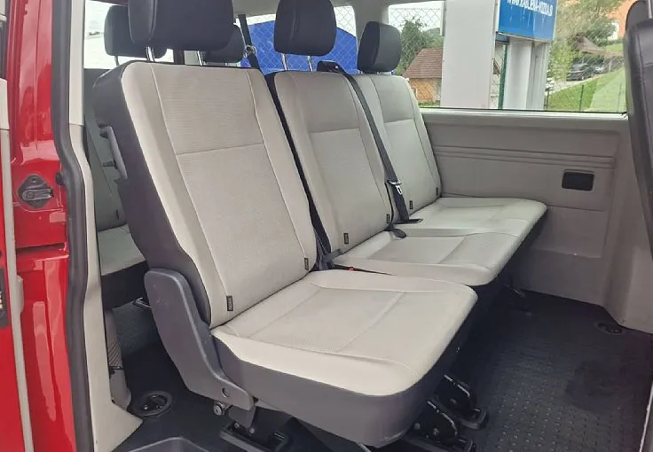Zunanja slika - Volkswagen Transporter - T6 Kombi  8+1  2.0 TDI KMR 9 SEDEŽEV CARAVELLE - 10