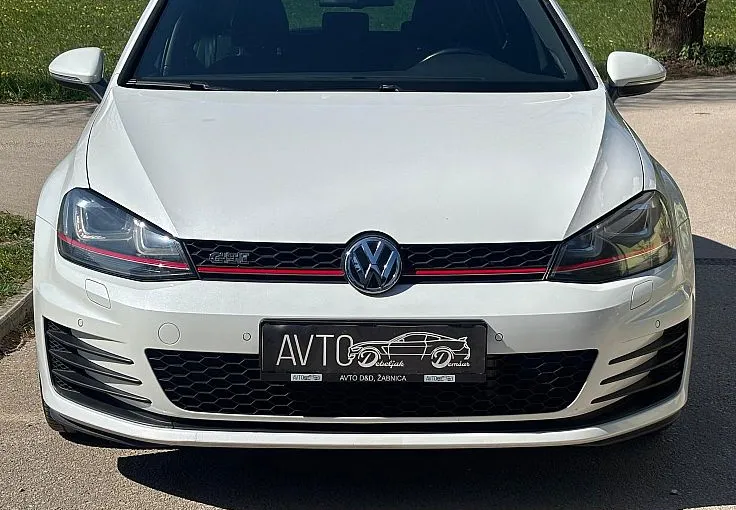Zunanja slika - Volkswagen Golf - 2.0 GTI BMT DSG - KAMERA - 2