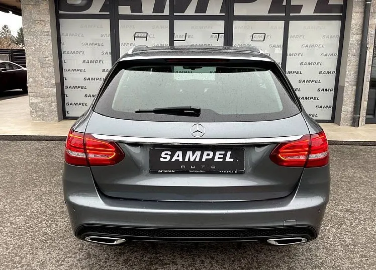 Zunanja slika - Mercedes-Benz C-Razred - 220 d AMG LINE-FULL LED-54.000 KM... - 5