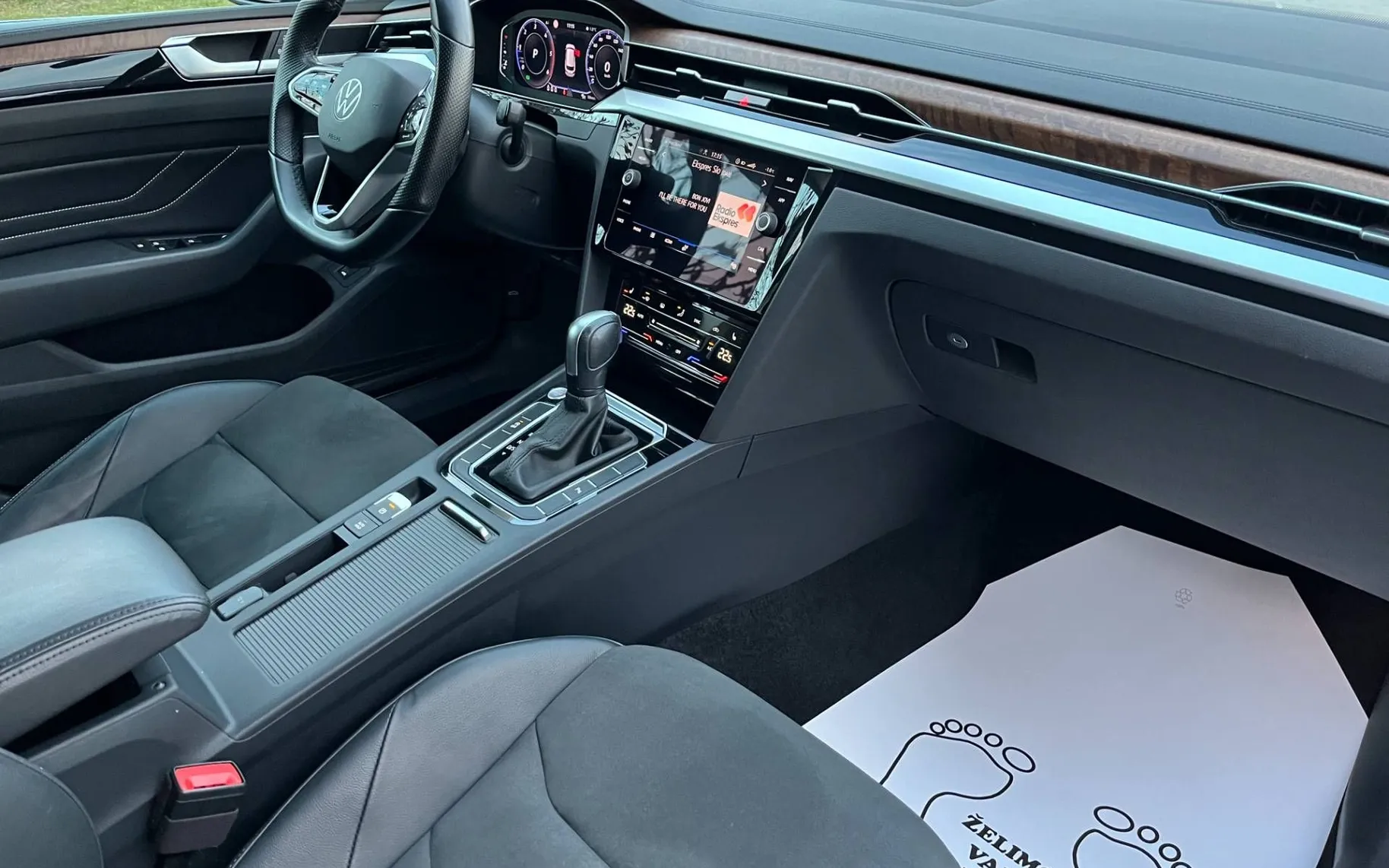 Notranja slika - Volkswagen Arteon Shooting Brake - 2.0 TDI avt.-1 LASTNIK-LED.-VIRTUAL-ALU-ODLIČEN - 7