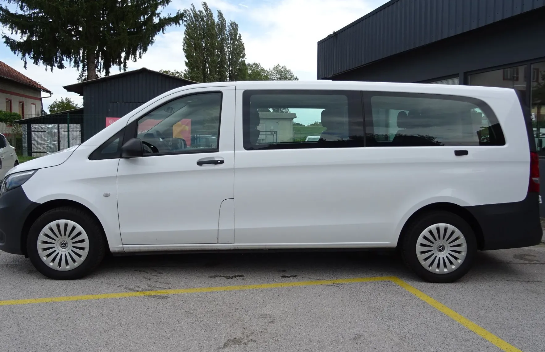 Zunanja slika - Mercedes-Benz Vito - 114 CDI - EXTRA DOLGI - 136 KM - VZRATNA KAMERA - - 4