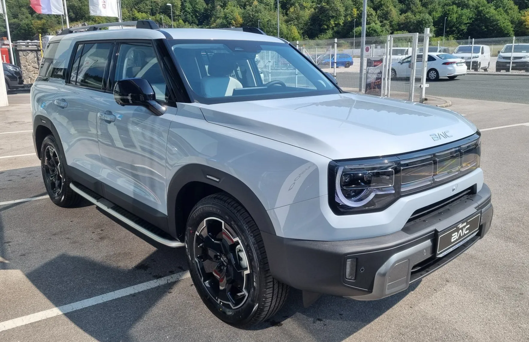 Zunanja slika - Baic BJ30 - e HYBRID 4WD - BOGATA OPREMA - MOŽNA TESTNA VOŽNJA - 4