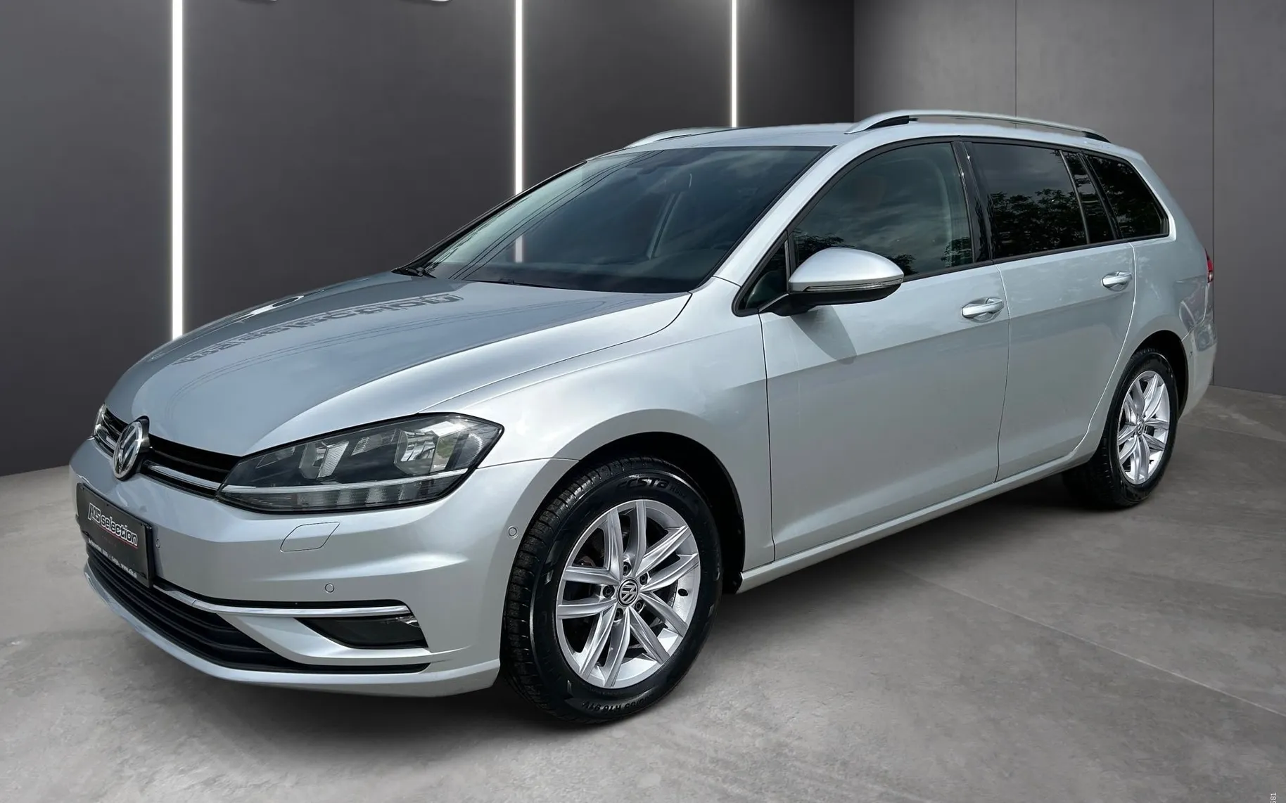 Zunanja slika - Volkswagen Golf Variant - 2.0 TDI Comfortline DSG + kamera - 1