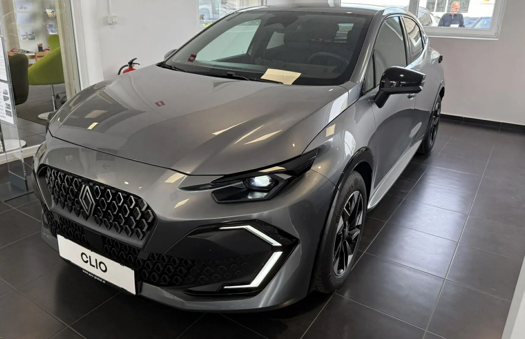 Zunanja slika - Renault Clio - TCe 115 Techno - 6