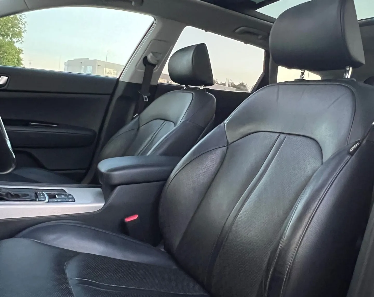 Notranja slika - KIA Optima - 2.0 PHEV+ACC+LAS+MRTVI KOT+PANORAMA+HI-FI - 12