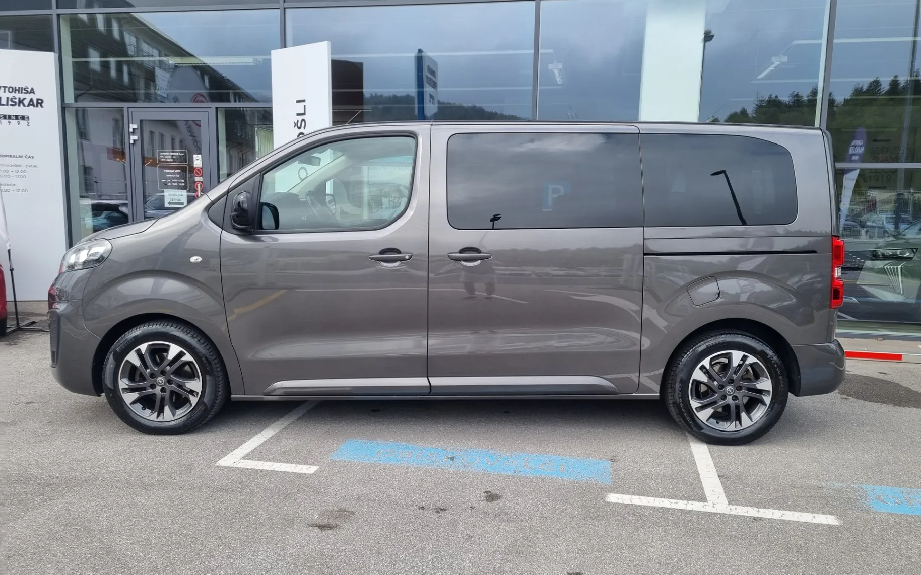 Zunanja slika - Opel Zafira - Life 2.0d M - 8 sedežev + VLEČNA KLJUKA - 12