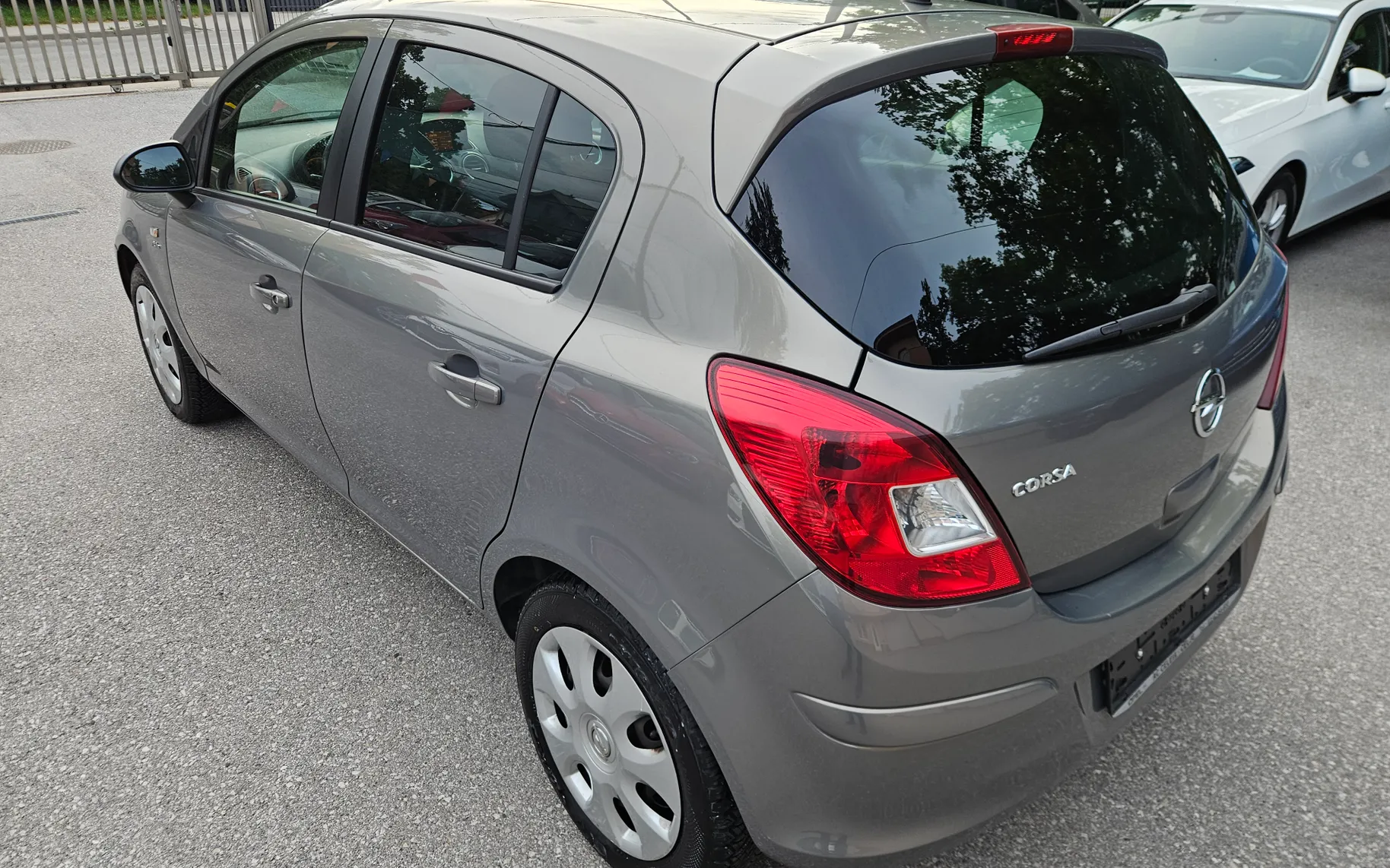 Zunanja slika - Opel Corsa - Active 1,4 16V - 3