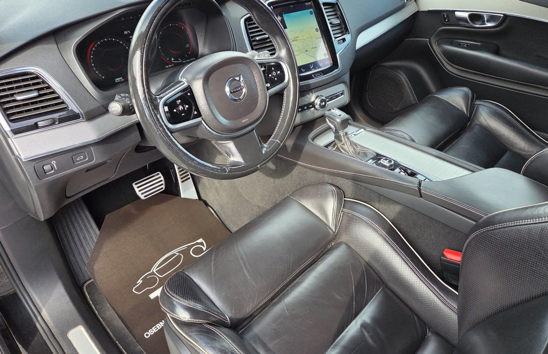 Zunanja slika - Volvo XC90 - D5 AWD R-Design Geartronic - 9