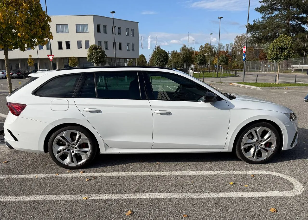 Zunanja slika - Škoda Octavia - Combi 2.0 TSI RS DSG - 5