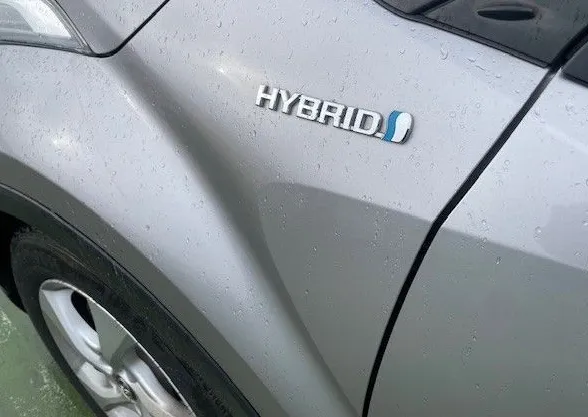 Zunanja slika - Toyota C-HR - C-enter 1.8 VVT-i hibrid CVT NAVI. KAMERA.TEM - 7